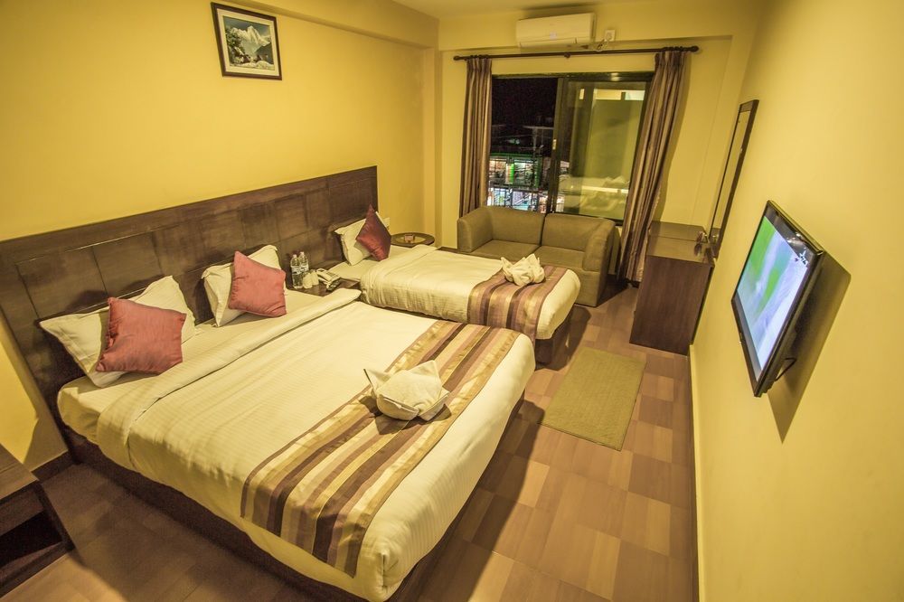 Kotee Home Hotel โพคารา ภายนอก รูปภาพ